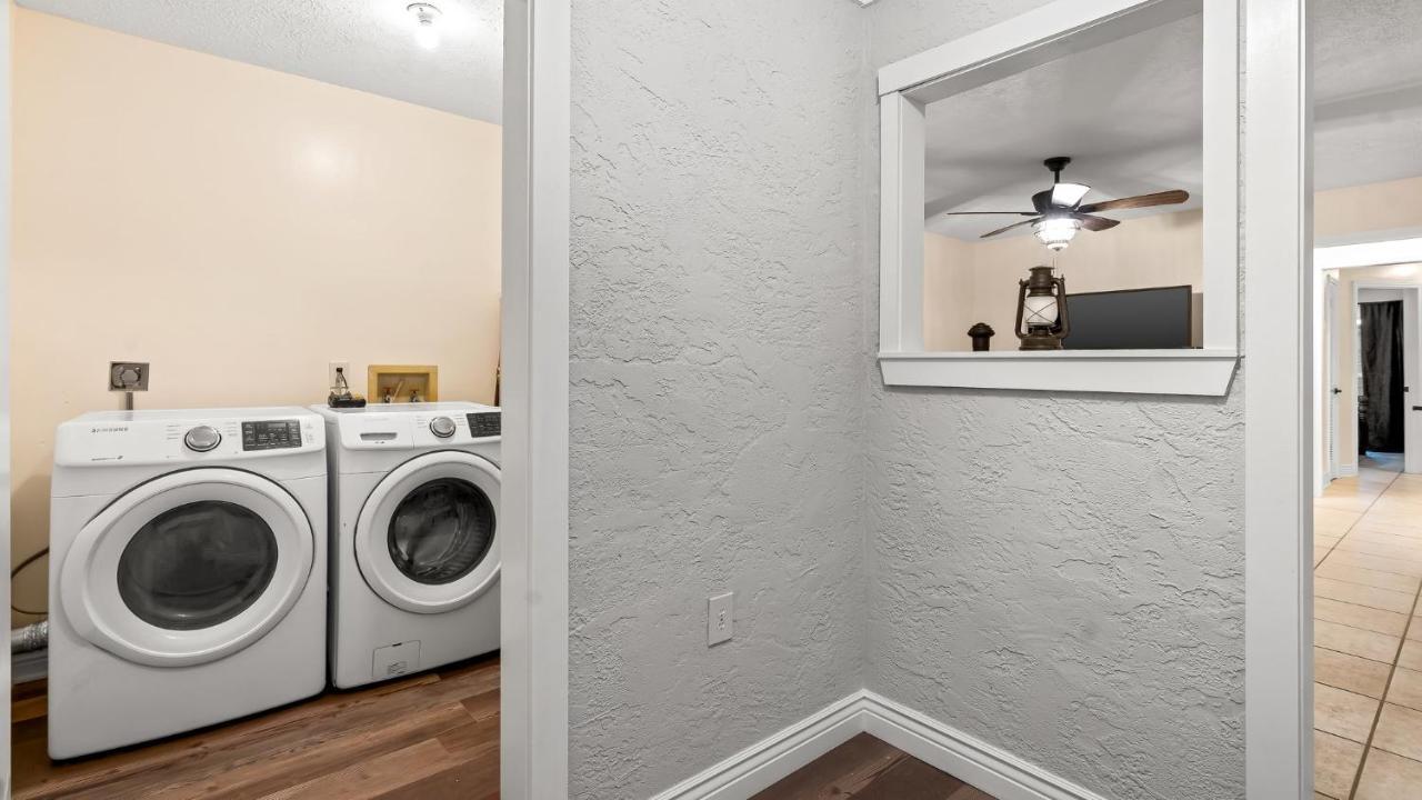Pet Friendly Townhome With Gulf Views And Hot Tub Right Across From Beach And Schooners بنما سيتي بيتش المظهر الخارجي الصورة