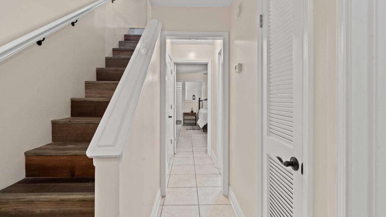 Pet Friendly Townhome With Gulf Views And Hot Tub Right Across From Beach And Schooners بنما سيتي بيتش المظهر الخارجي الصورة